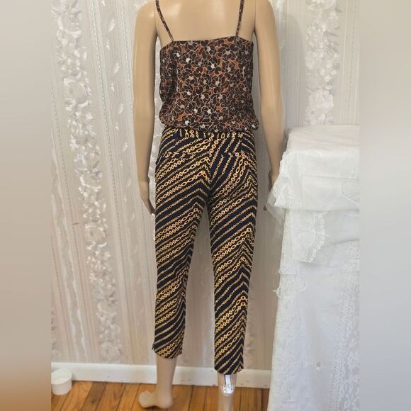 7th Avenue Design Studio Navy and Gold Chain Print Crop Pants - Picture 3 of 7